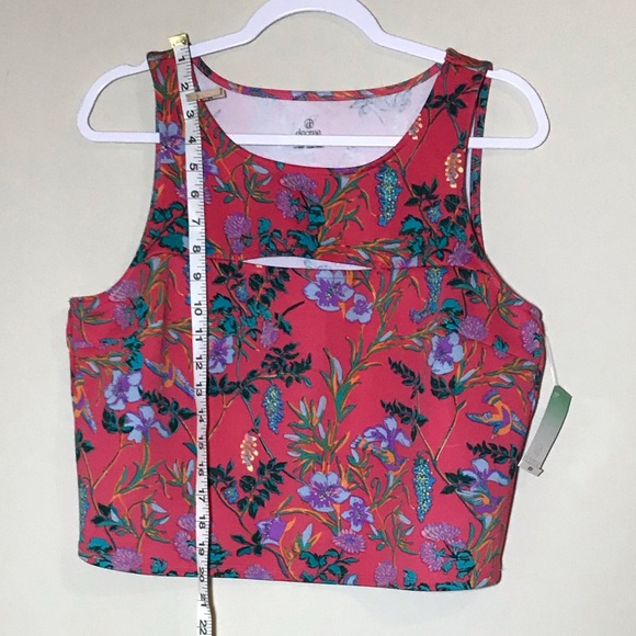 Decree ☀️ crop top tropical pink floral and birds - Picture 3 of 8